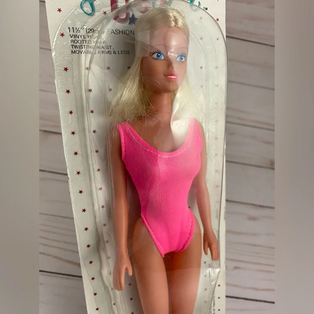 Vintage Dream Girl USA 1986 BBI Toys 11.5” Vinyl Fashion Doll 80s
